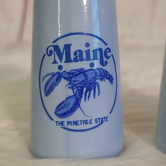 Vintage Nanco Maine Blue Lobster Salt & Pepper Shakers Porcelain Pinetree State - Picture 4 of 16